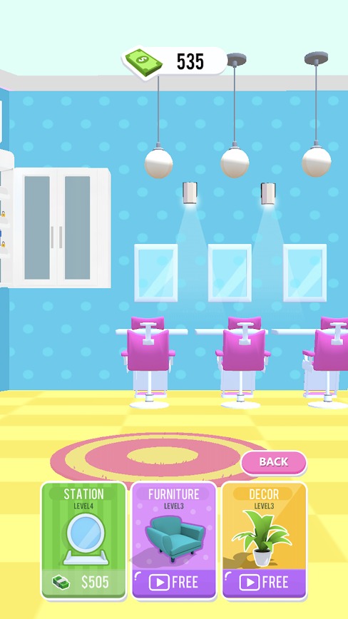 小姐姐打耳洞 小姐姐打耳洞