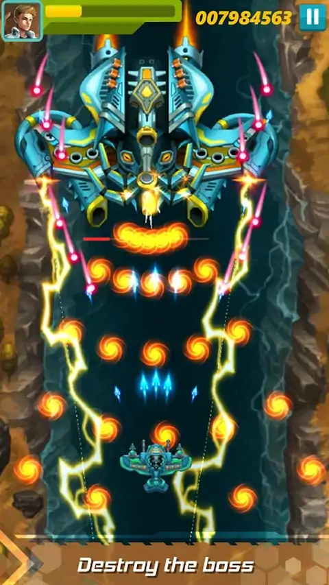 天空猛禽:太空侵略者 天空猛禽:太空侵略者