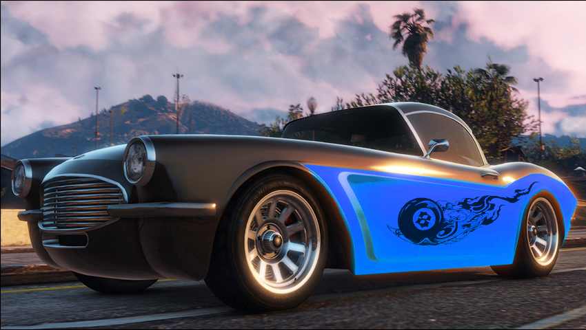 弯曲的公路交通赛车手 弯曲的公路交通赛车手