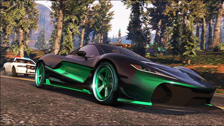 弯曲的公路交通赛车手 弯曲的公路交通赛车手