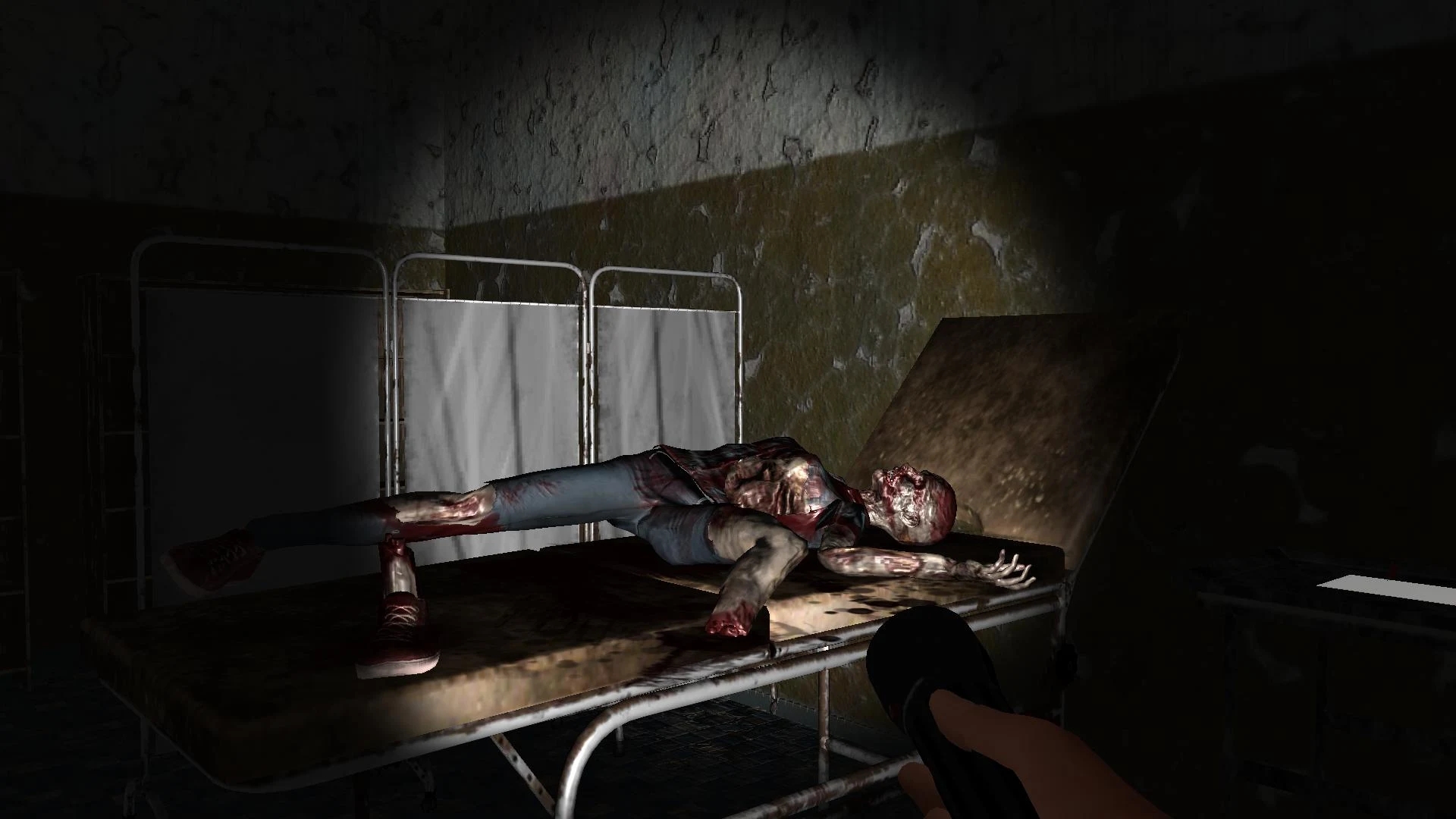 红衣蒂拉纳克(手电筒电量不减)