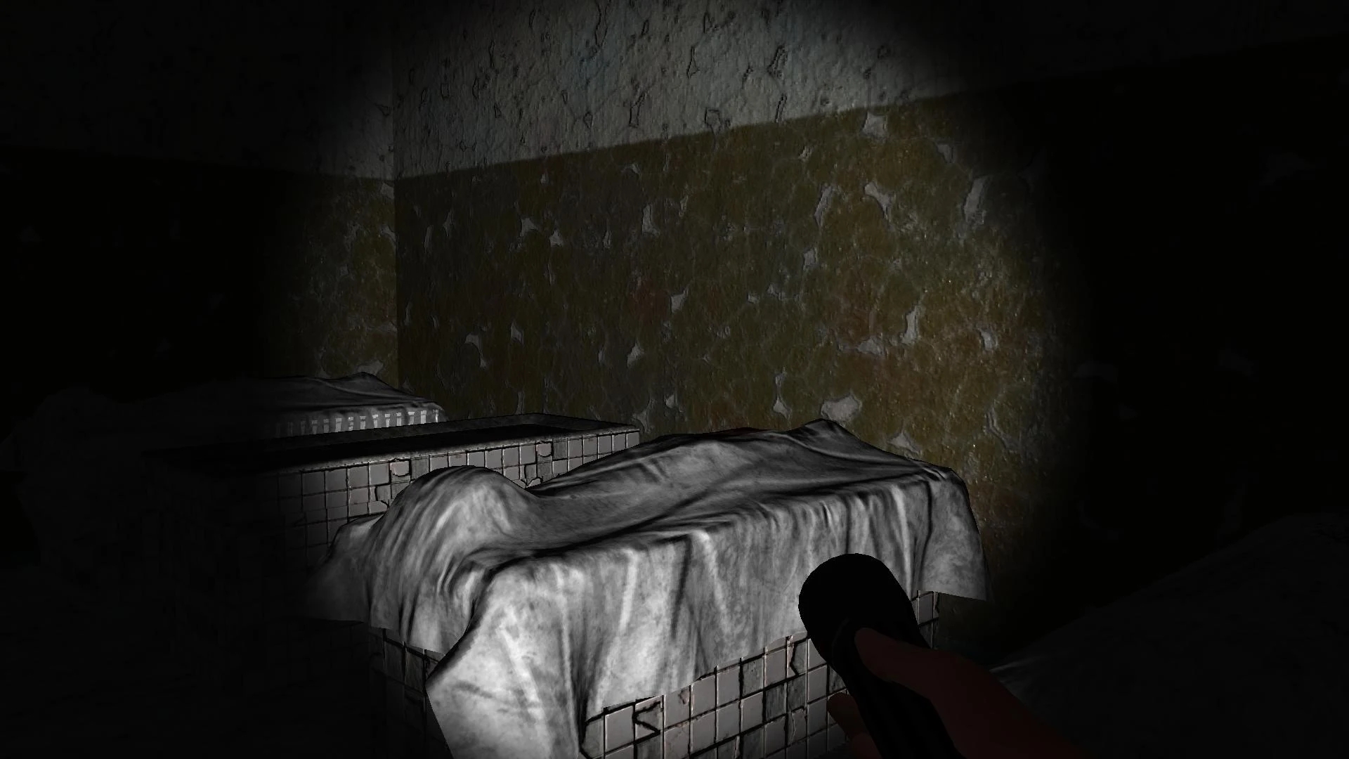 红衣蒂拉纳克(手电筒电量不减)